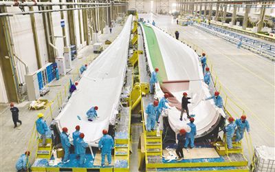 生產(chǎn)超長陸上風(fēng)機葉片